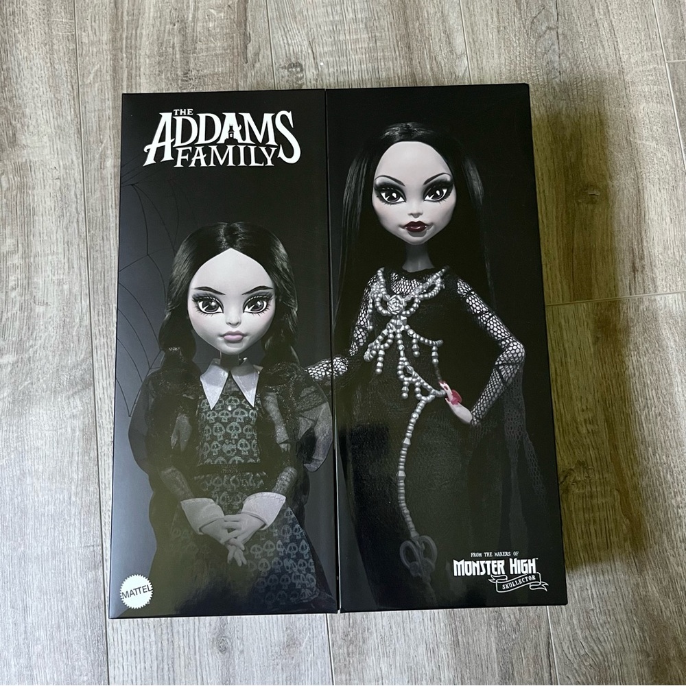monster high skullector addams family - morticia & wednesday 2 pack